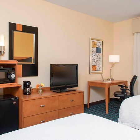 Fairfield Inn & Suites By Marriott Bloomington Exterior photo