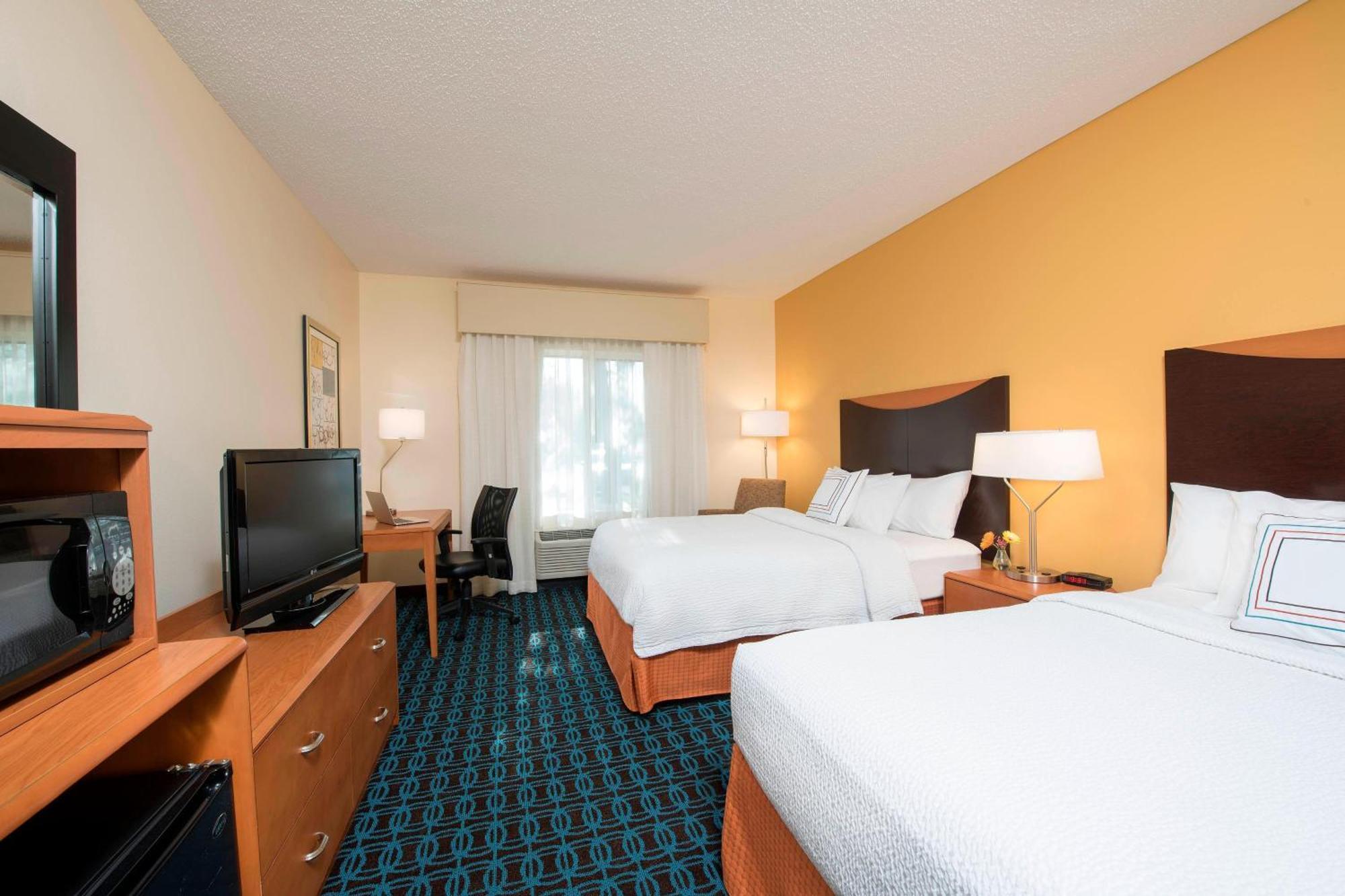 Fairfield Inn & Suites By Marriott Bloomington Exterior photo
